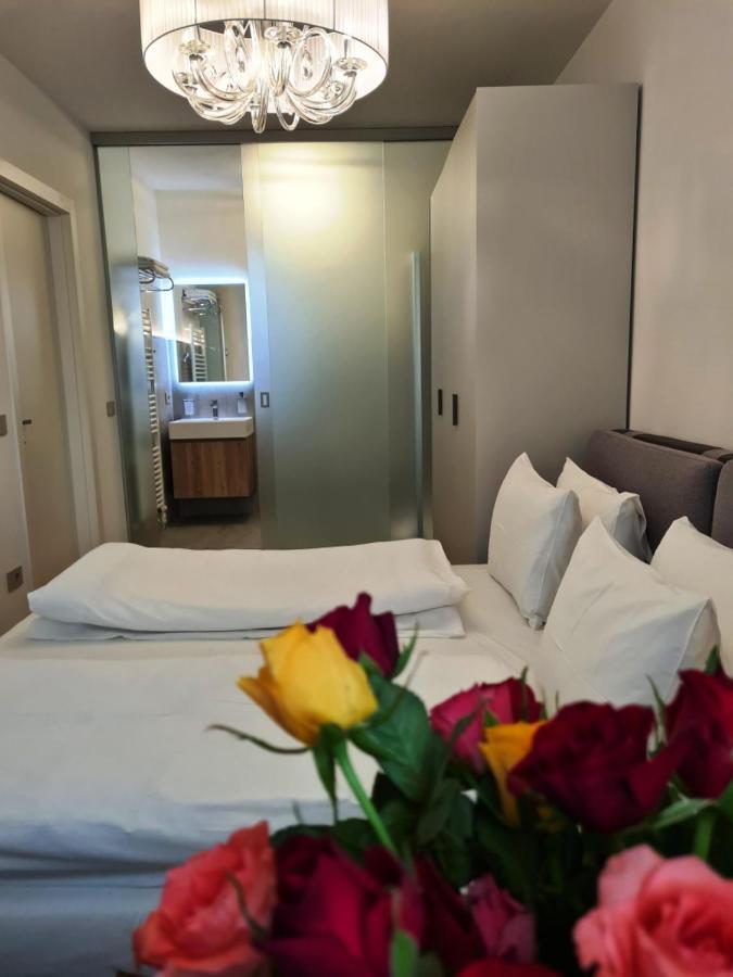 Sole Di Diana Luxury Apartments Песк'єра-дель-Гарда Екстер'єр фото