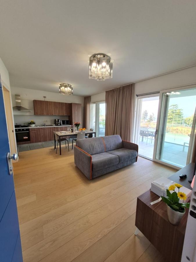 Sole Di Diana Luxury Apartments Песк'єра-дель-Гарда Екстер'єр фото