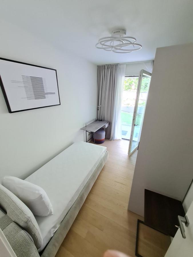 Sole Di Diana Luxury Apartments Песк'єра-дель-Гарда Екстер'єр фото